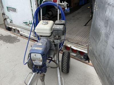 Graco 5900 gas powered airless paint sprayer
