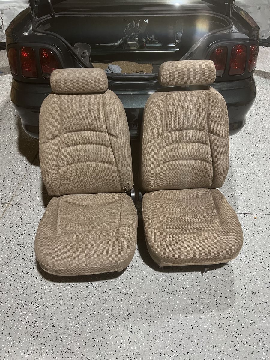 1998 mustang seats