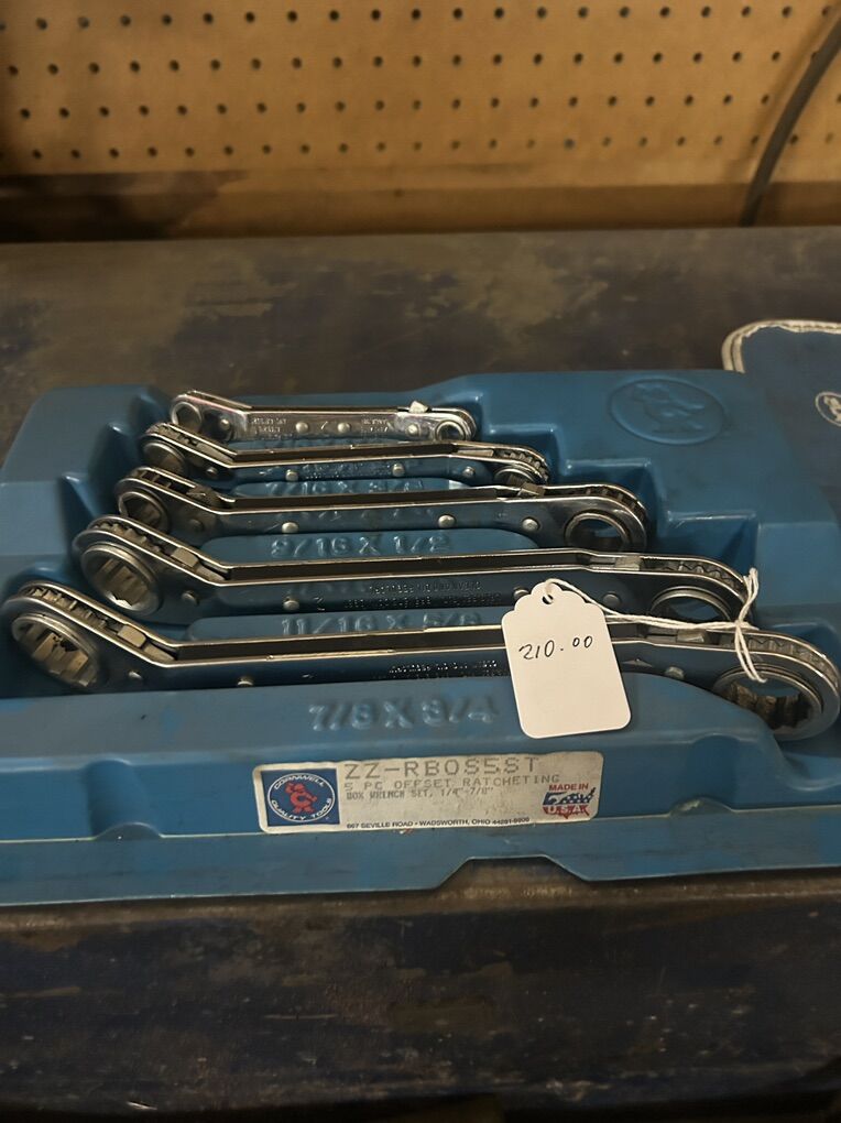 Cornwell Closed End Ratcheting Offset Box Wrenches