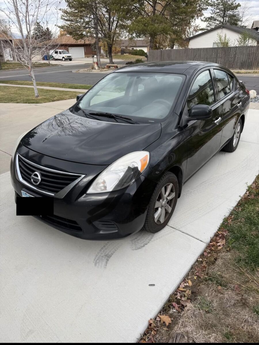 2014 Nissan Versa 1.6 SV