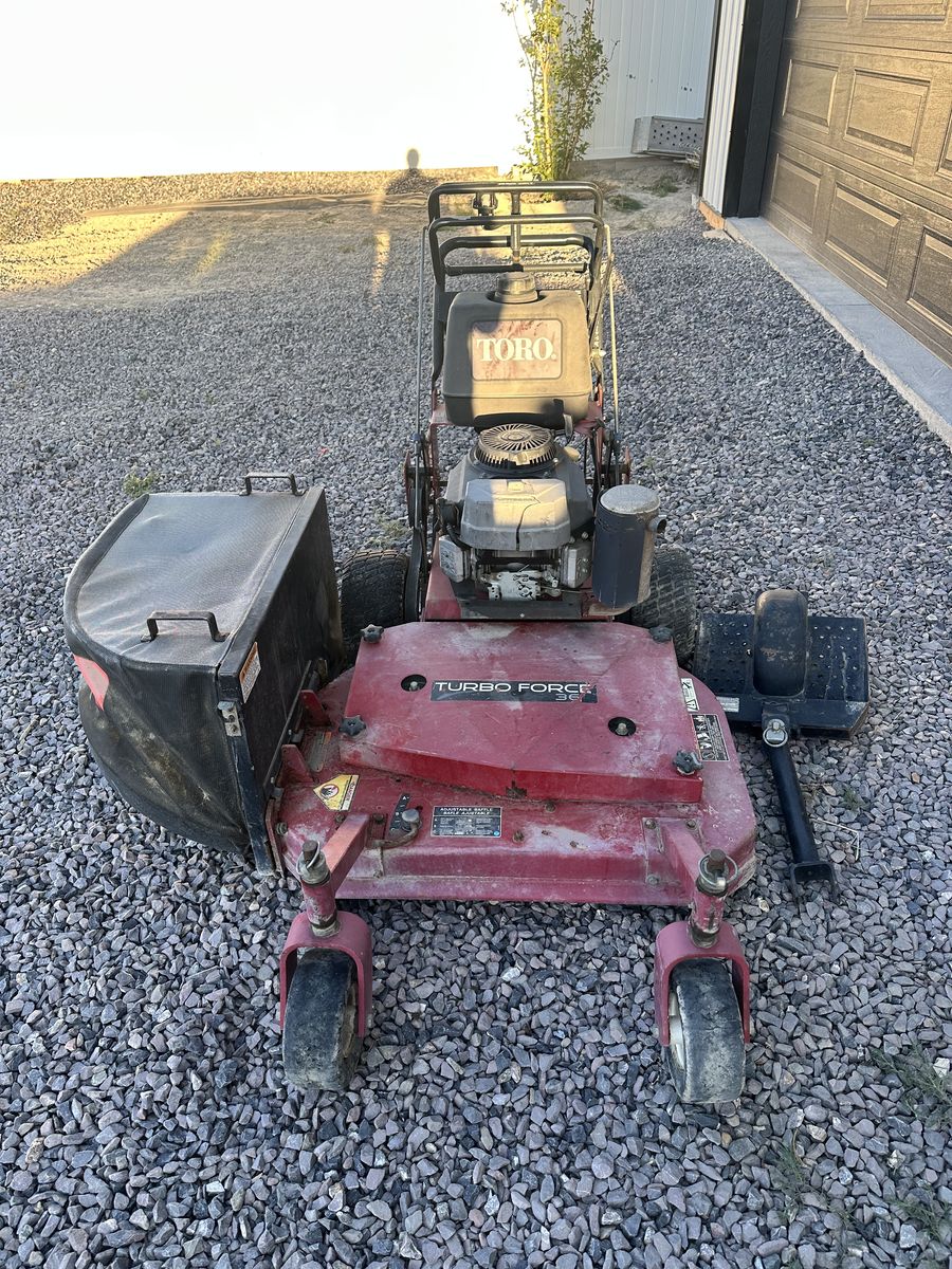 36” Toro zero turn commercial grade