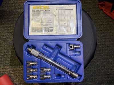 RK Excel TWS-206A Torque Wrench Set with Blue Case