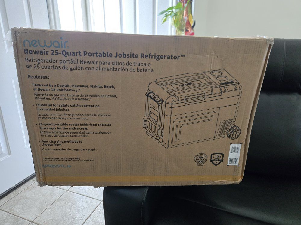 NEW Newair 25 Qt. Electric Cooler with 12v Car Mini Fridge