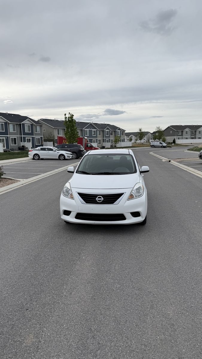 2014 NISSAN VERSA 1.6 SV