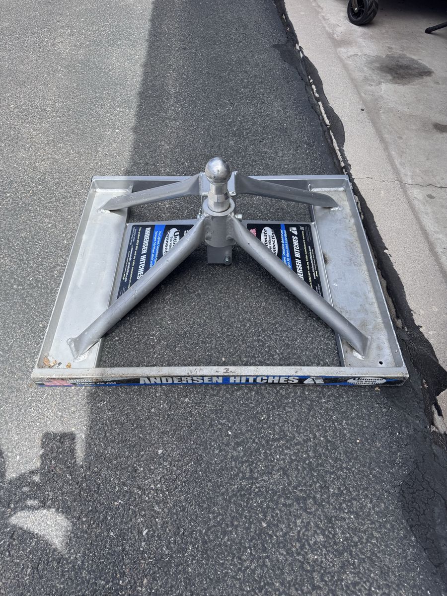 Tow Hitch Ball Mount and Receiver Lock Set - Used