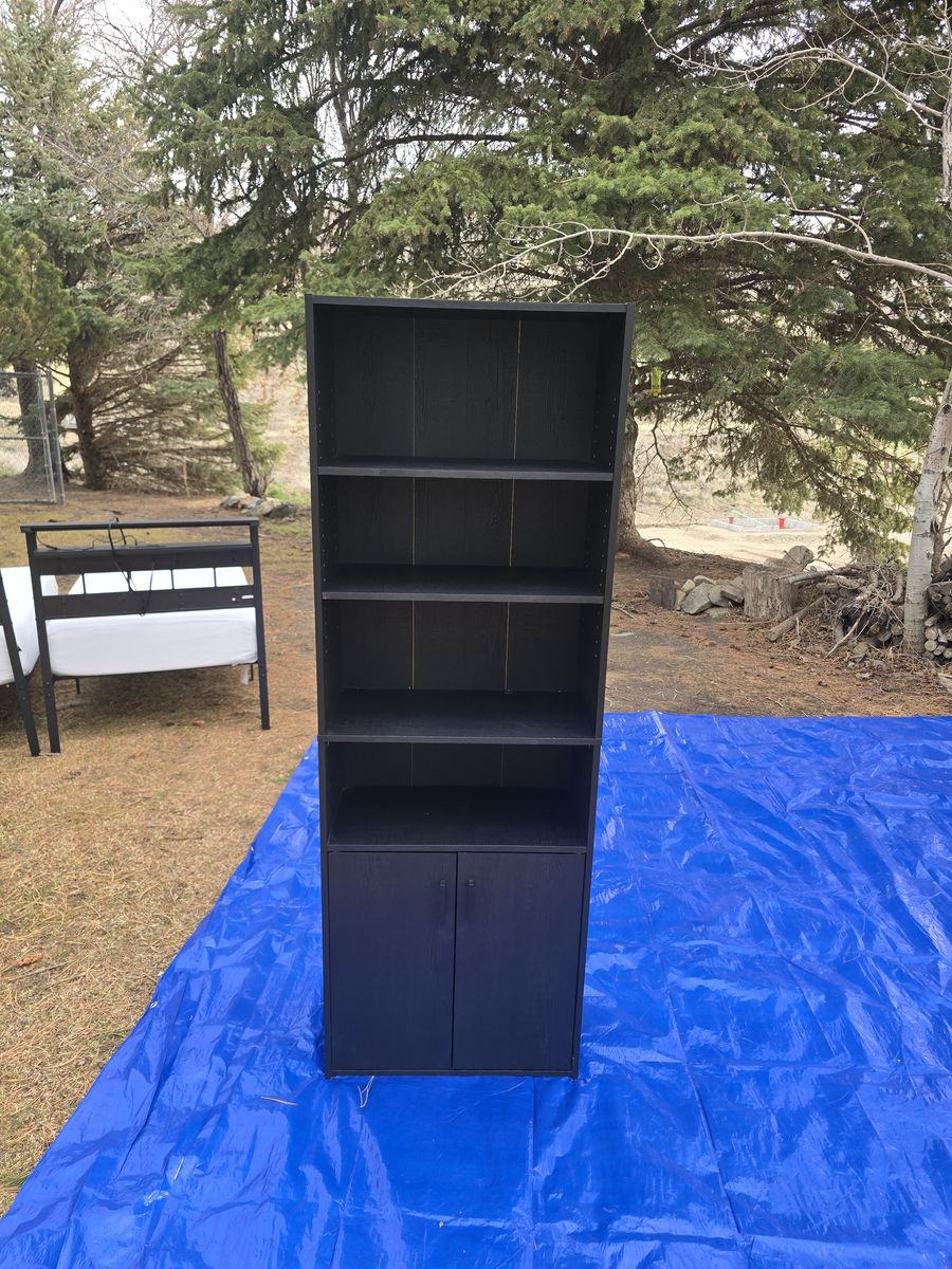 Bookshelf $25