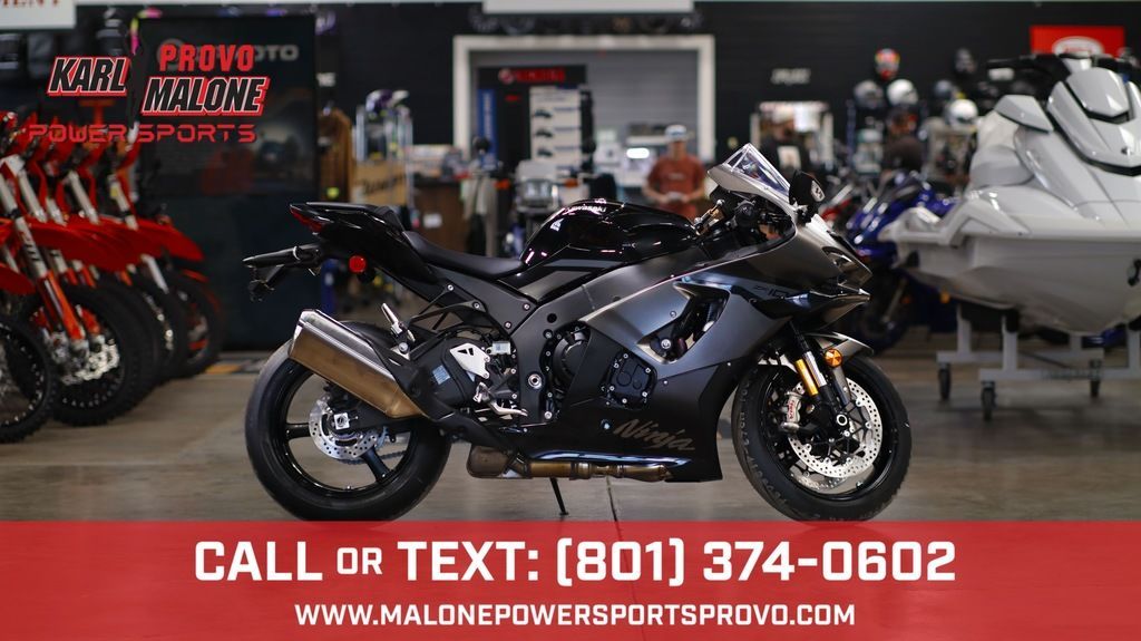 2026 KAWASAKI Ninja® ZX™-10R ABS - W00770