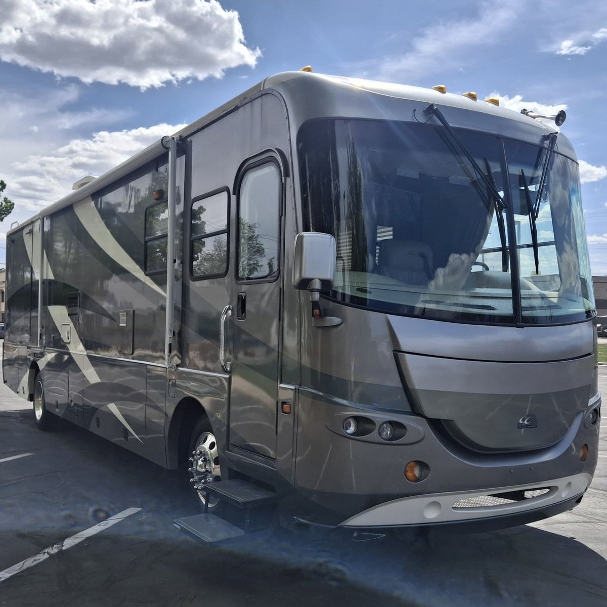 2004 Coachmen CrossCountry 376DS Cummins 300HP
