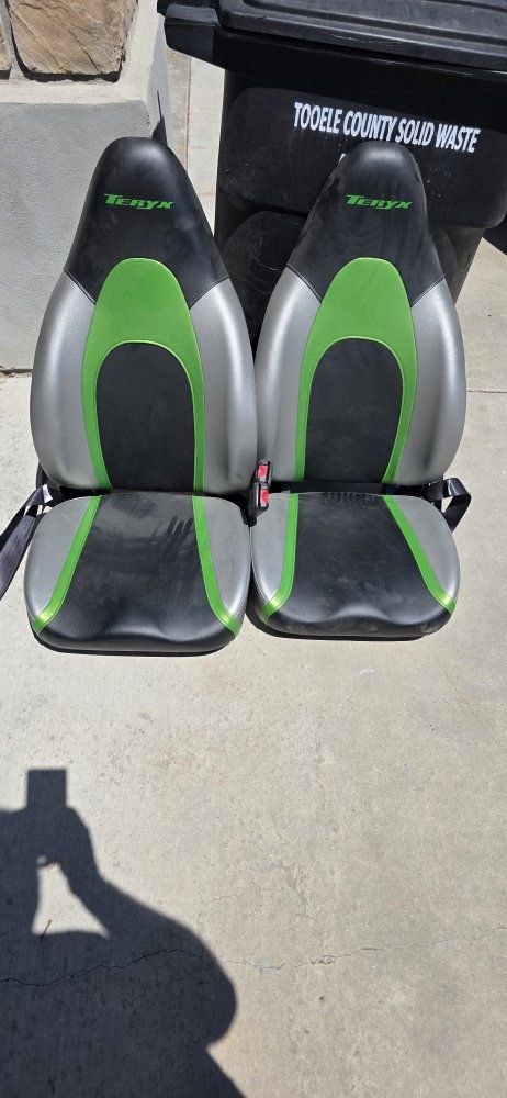 Teryx Kawasaki 2-Seat UTV/Side-by-Side Bucket Seats - Black, Gray & Green with Seatbelts