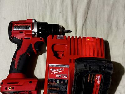 Milwaukee 3601-20 M18 compact brushless 1/2” Drill/Driver