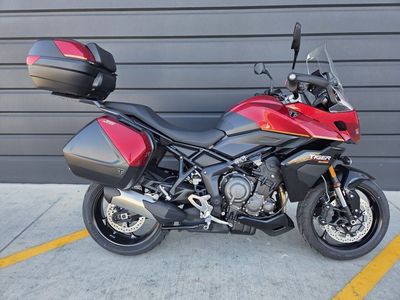 2026 Triumph Tiger Sport 800 Tour Carnival red