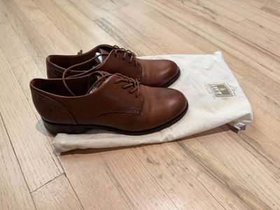 Frye Oxfords (women’s) 7.5