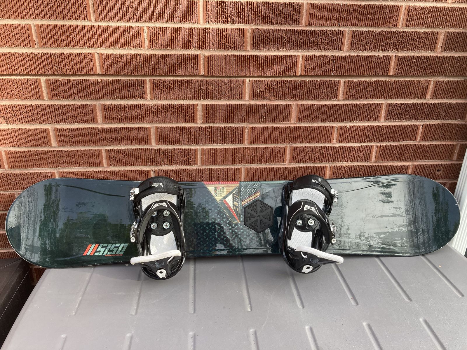 5150 SnowBoard with Burton Free Style Bindings 151CM