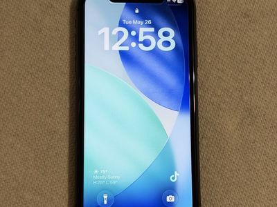 iPhone 11 (Unlocked)