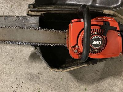 Homelite 360 Professional Chainsaw – Runs Great – Case Included