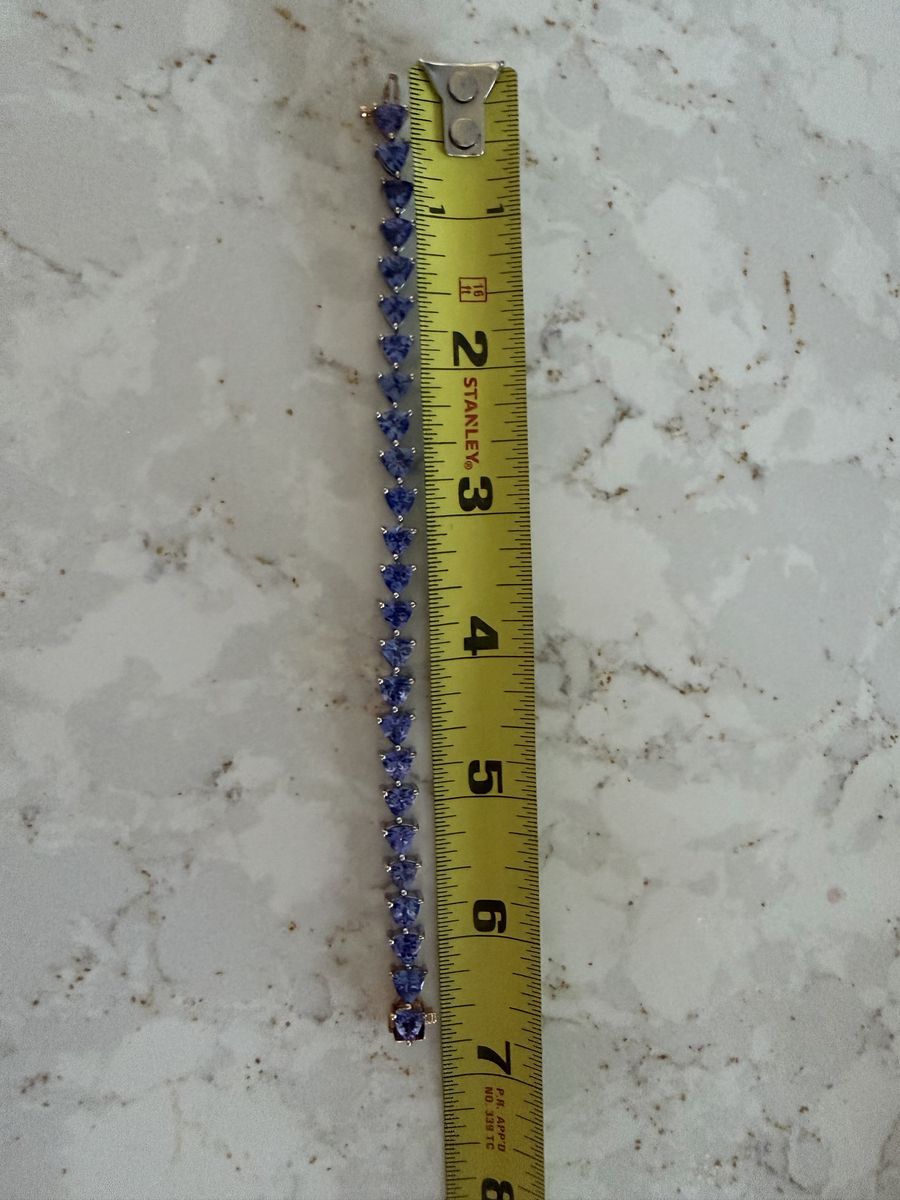 Main image 12
