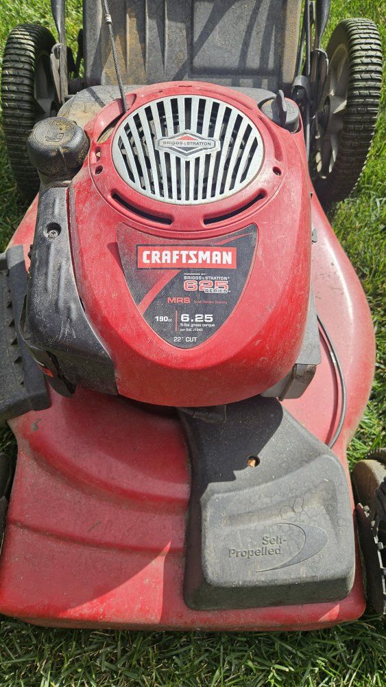 Craftsman 22" Cut Self-Propelled Gas Walk-Behind Lawn Mower 190cc Briggs & Stratton Engine