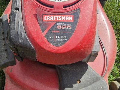 Craftsman 22" Cut Self-Propelled Gas Walk-Behind Lawn Mower 190cc Briggs & Stratton Engine