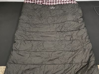 TETON Sports Mammoth XXL -20F Sleeping Bag & Military Carry Bag