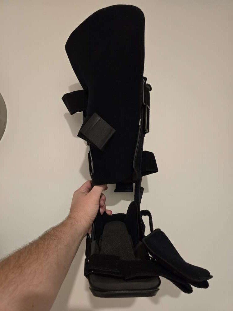 Breg Achilles Boot, Recovery Boot for Achilles (M)