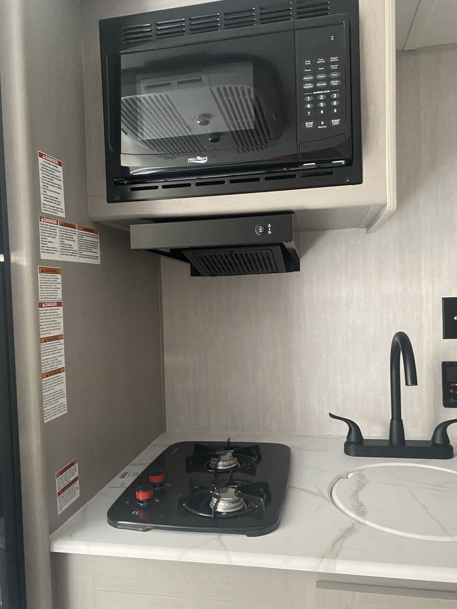 Main image 11