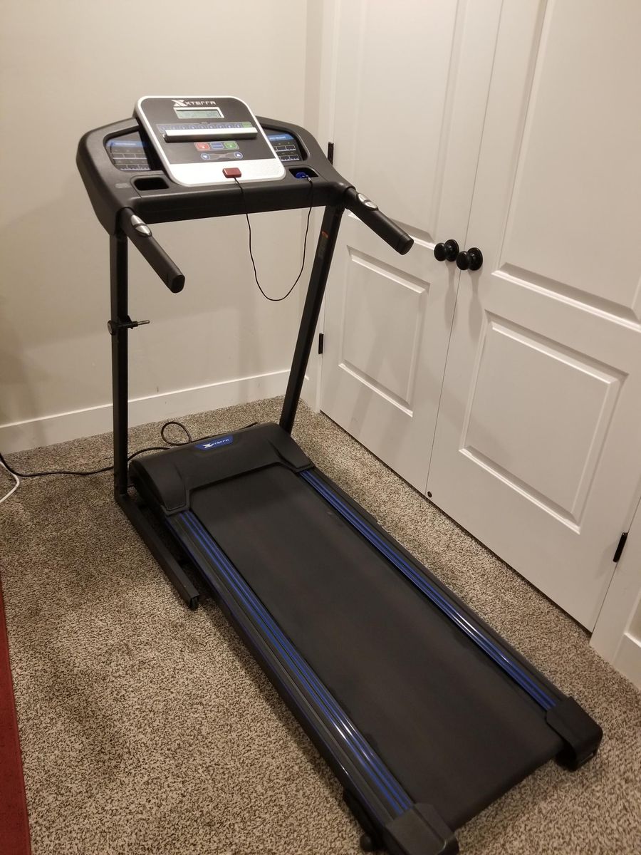 XTERRA TR150 Treadmill
