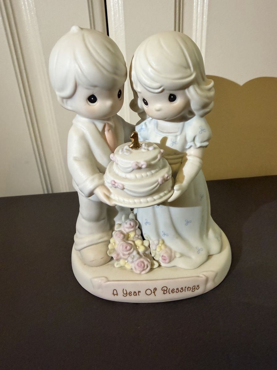 Precious Moments A Year Of Blessings 1st Anniversary Figurine 163783