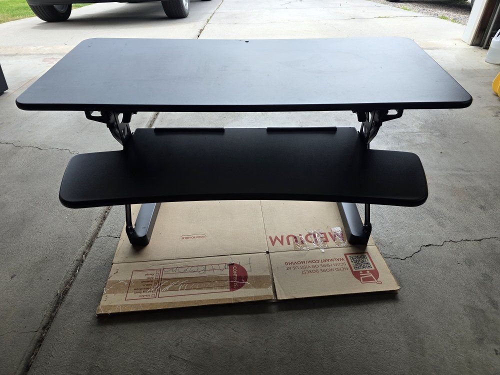 FlexiSpot 41"W Manual Sit-Stand Desk Converter.