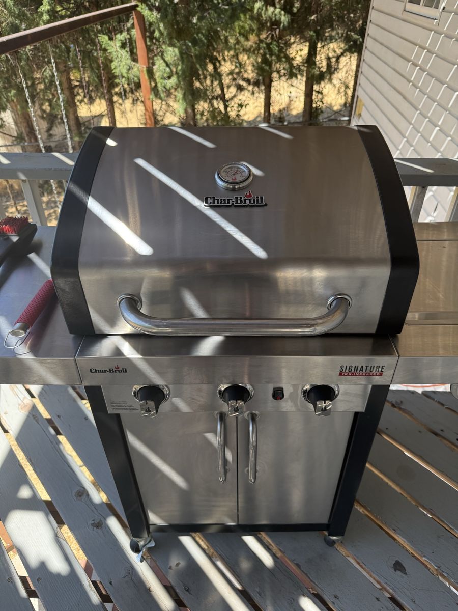 Charbroil Stainless Steel Gas Grill