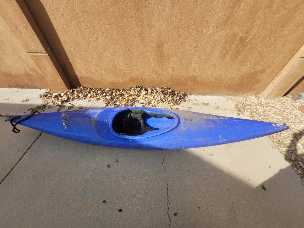 Kayak (11 feet long)