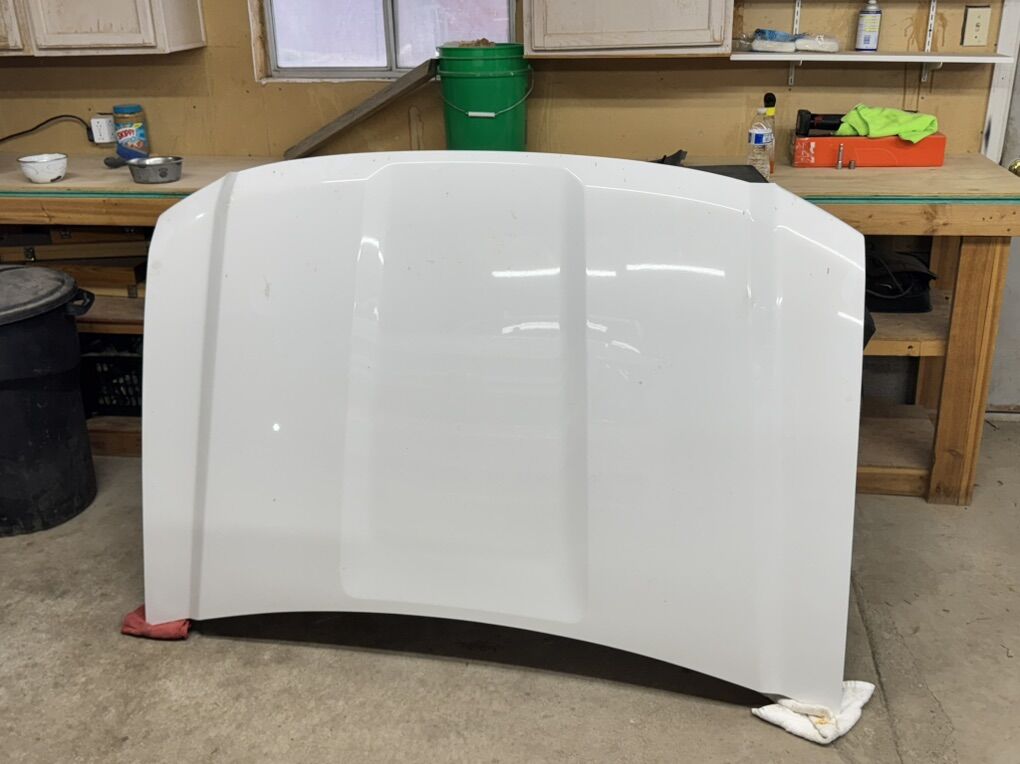 2016-18 GMC Sierra 1500 Hood