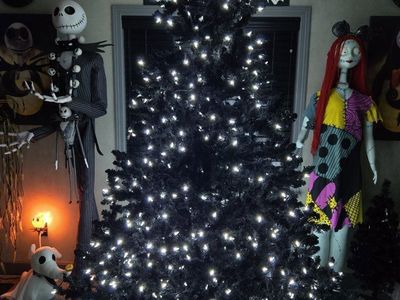 7.5ft Pre-Lit Black Flocked Artificial Christmas Tree