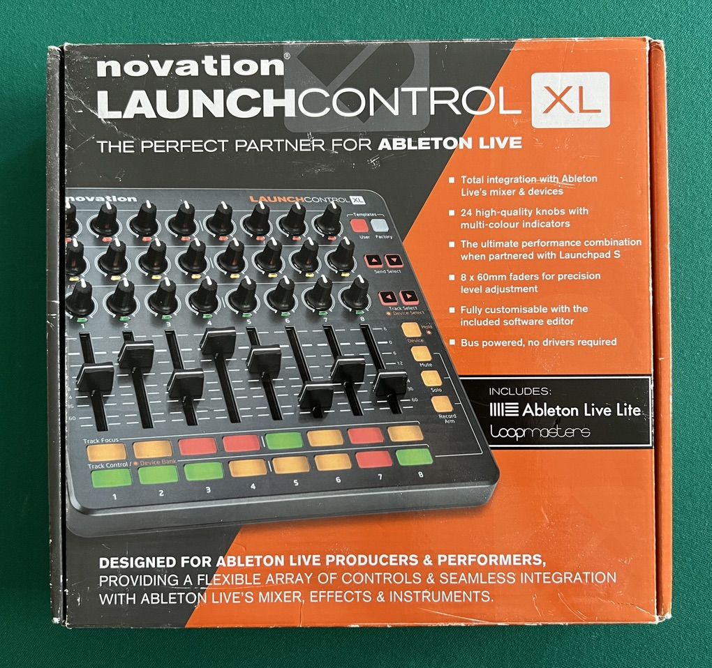 Novation Launch Control XL (MIDI / DAW Controller)