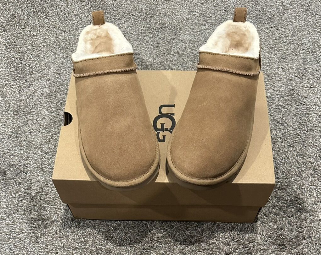 Women Size 10 Micro UGGs.