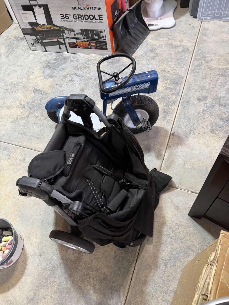 Main image 6