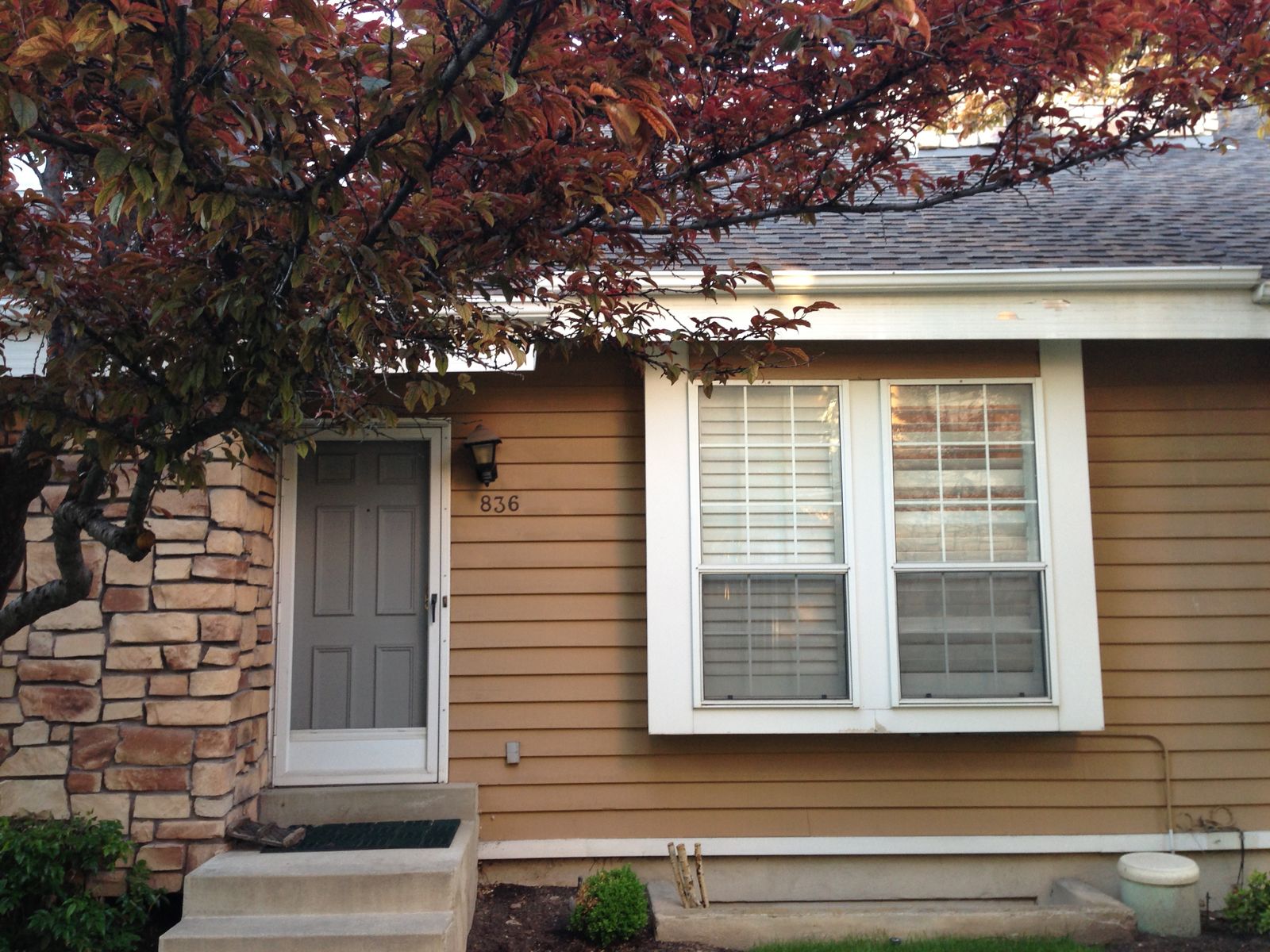 836 Pond View Way, Millcreek, Utah - Great Shadybrook Townhome