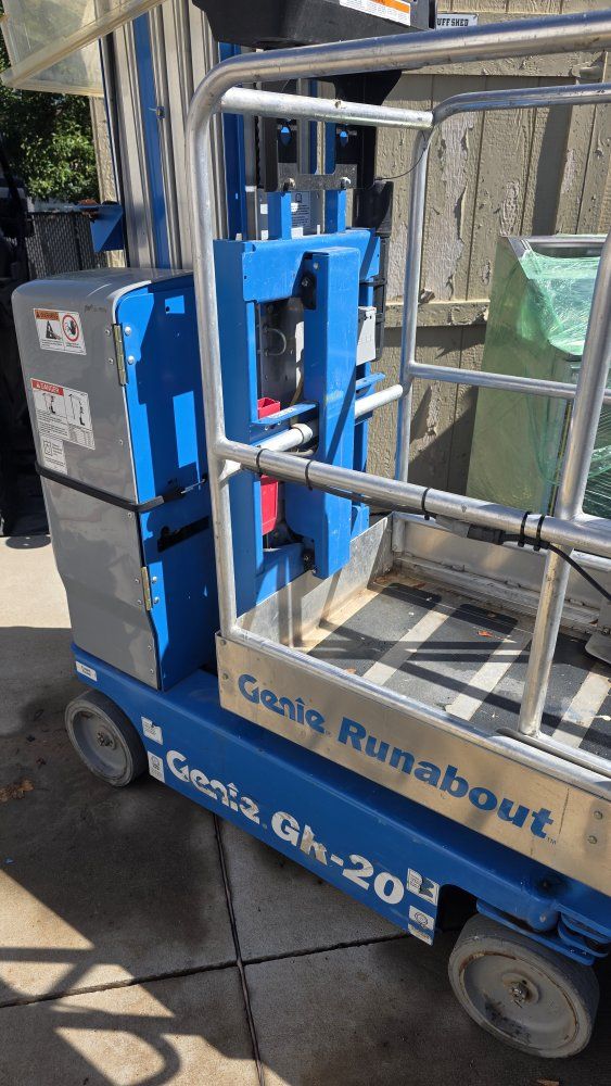 2021 Genie Runabout GR-20 Aerial Work Platform Lift - 71.9 Hours
