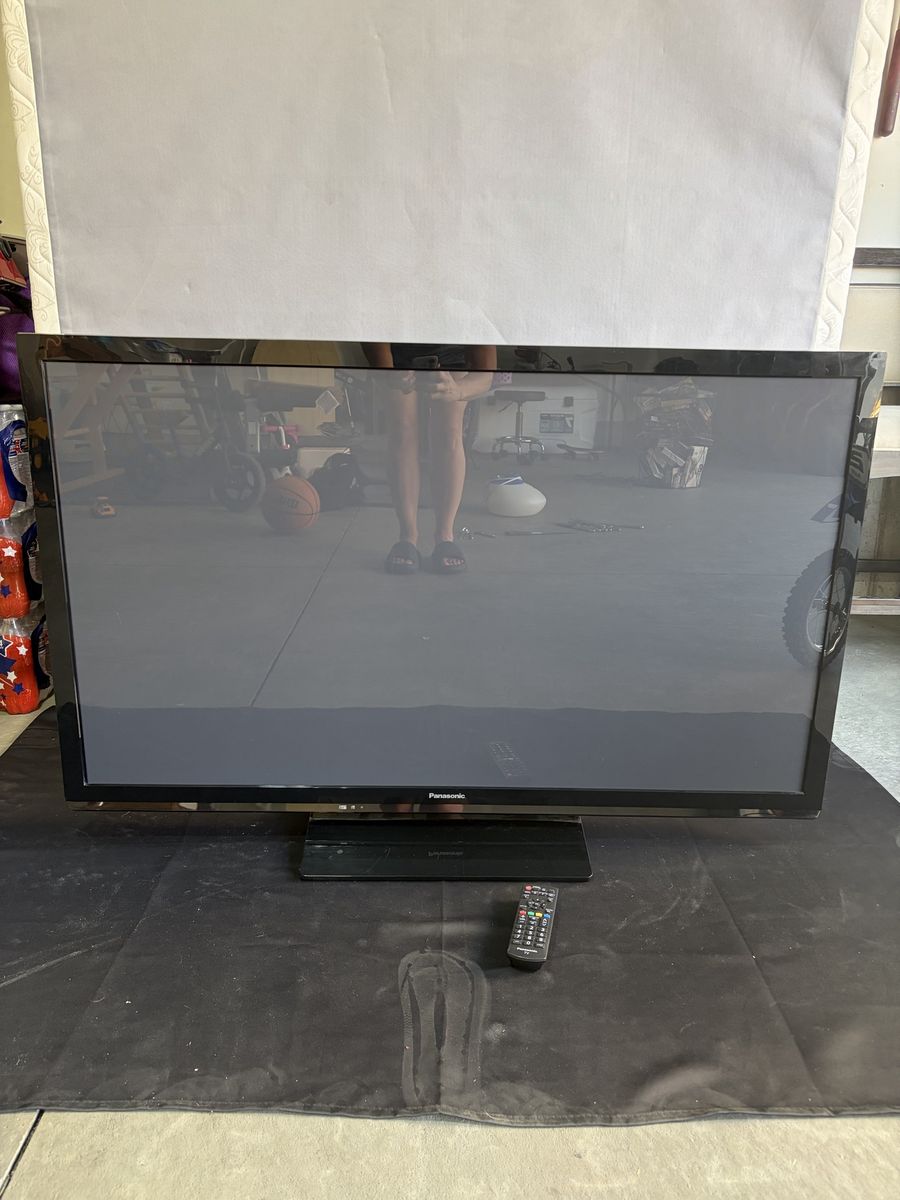 Panasonic Flat Screen Television with Remote Control - 50 inch