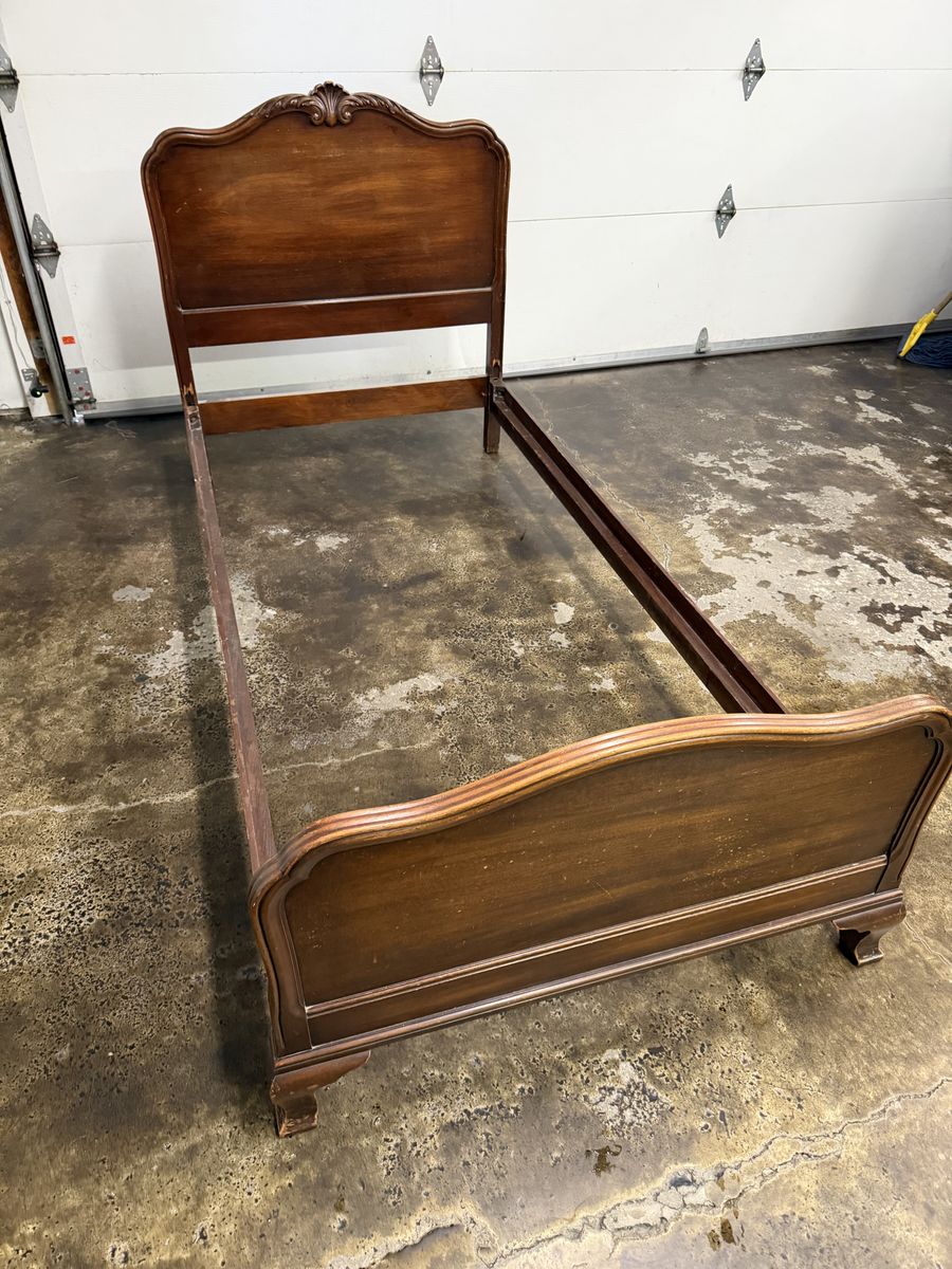 Antique Twin Bed Frame