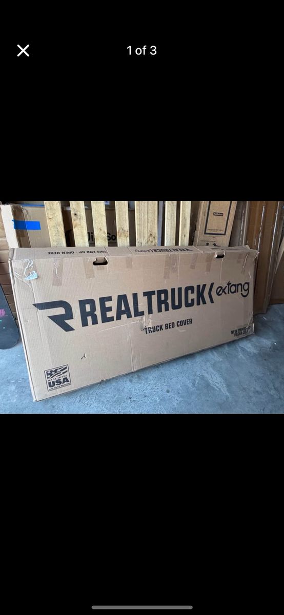 RealTruck Trifecta Soft Folding Bed Cover GM 5'Bed