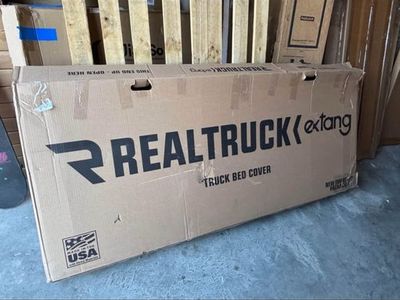 RealTruck Trifecta Soft Folding Bed Cover GM 5'Bed