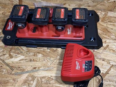 M12 Packout with 4 batteries 4.0 & charger