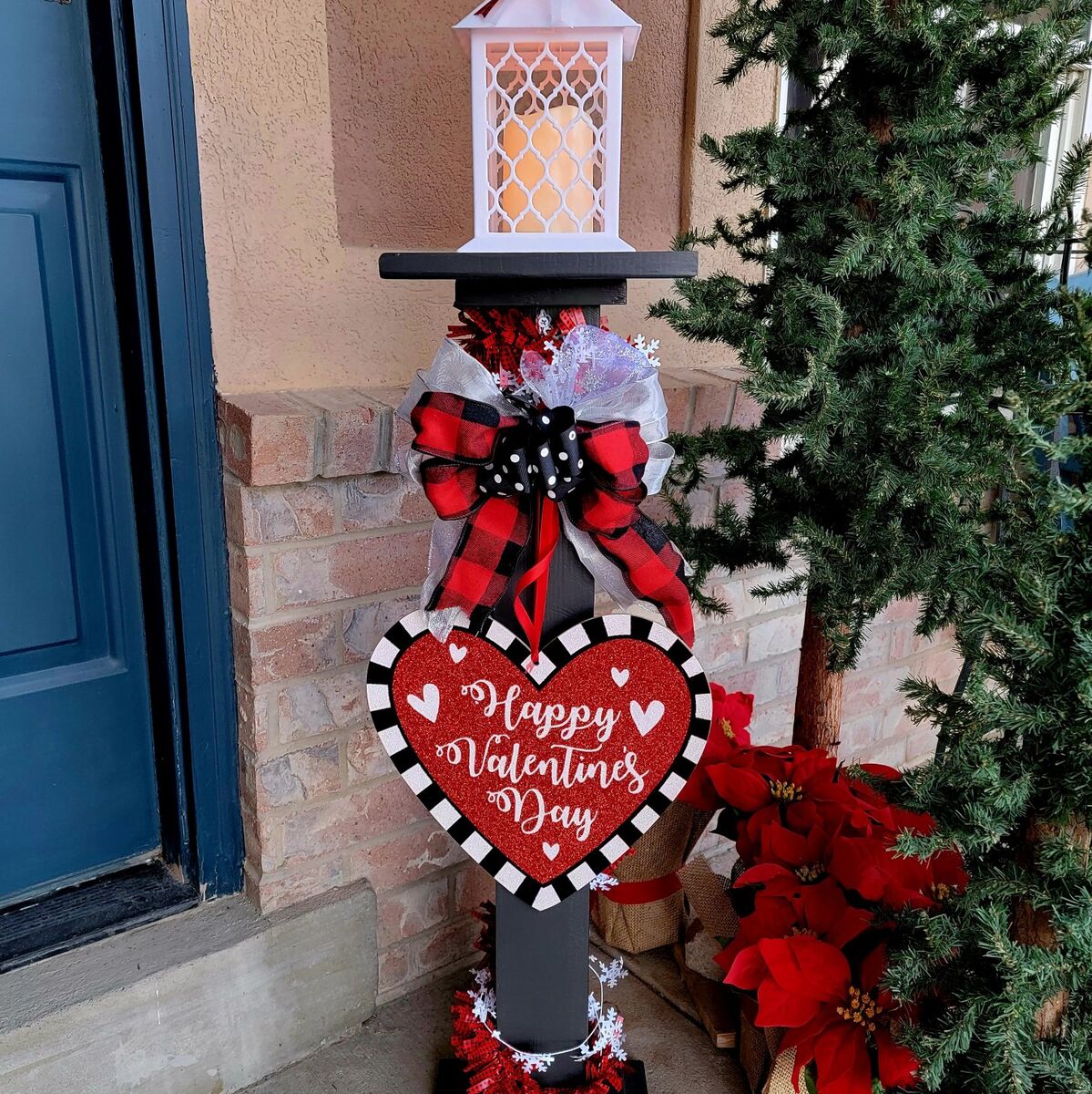 Valentine Entryway/Porch Welcome Post