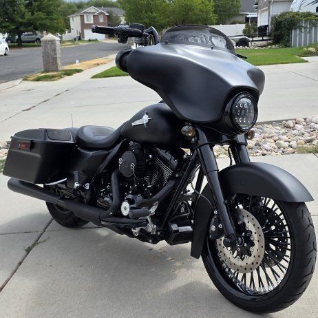 2013 FLHX STREET GLIDE 13,500 O.B.O