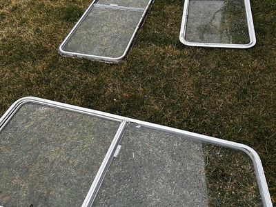 3 Large Windows pick It Up Today