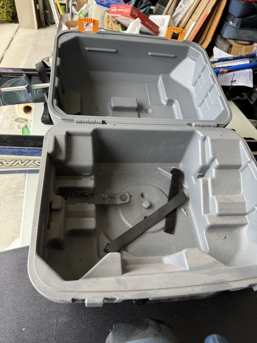 Main image 10