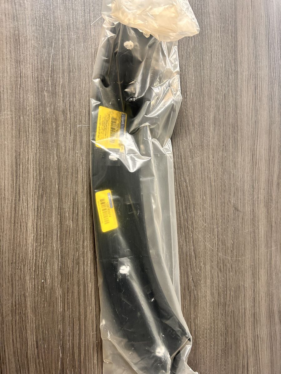 OEM Hyundai Santa Fe Rear Quarter Panel Wheel Opening Molding
