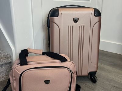 Travelers Club Hardside Carry-On Pink Suitcase & Tote Bag Set