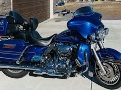 2009 Harley-Davidson Electra Glide Ultra Classic, Blue Flame Pearl, Touring Motorcycle 96 Cubic Inch Twin Cam Stage 1 FLHT/CU