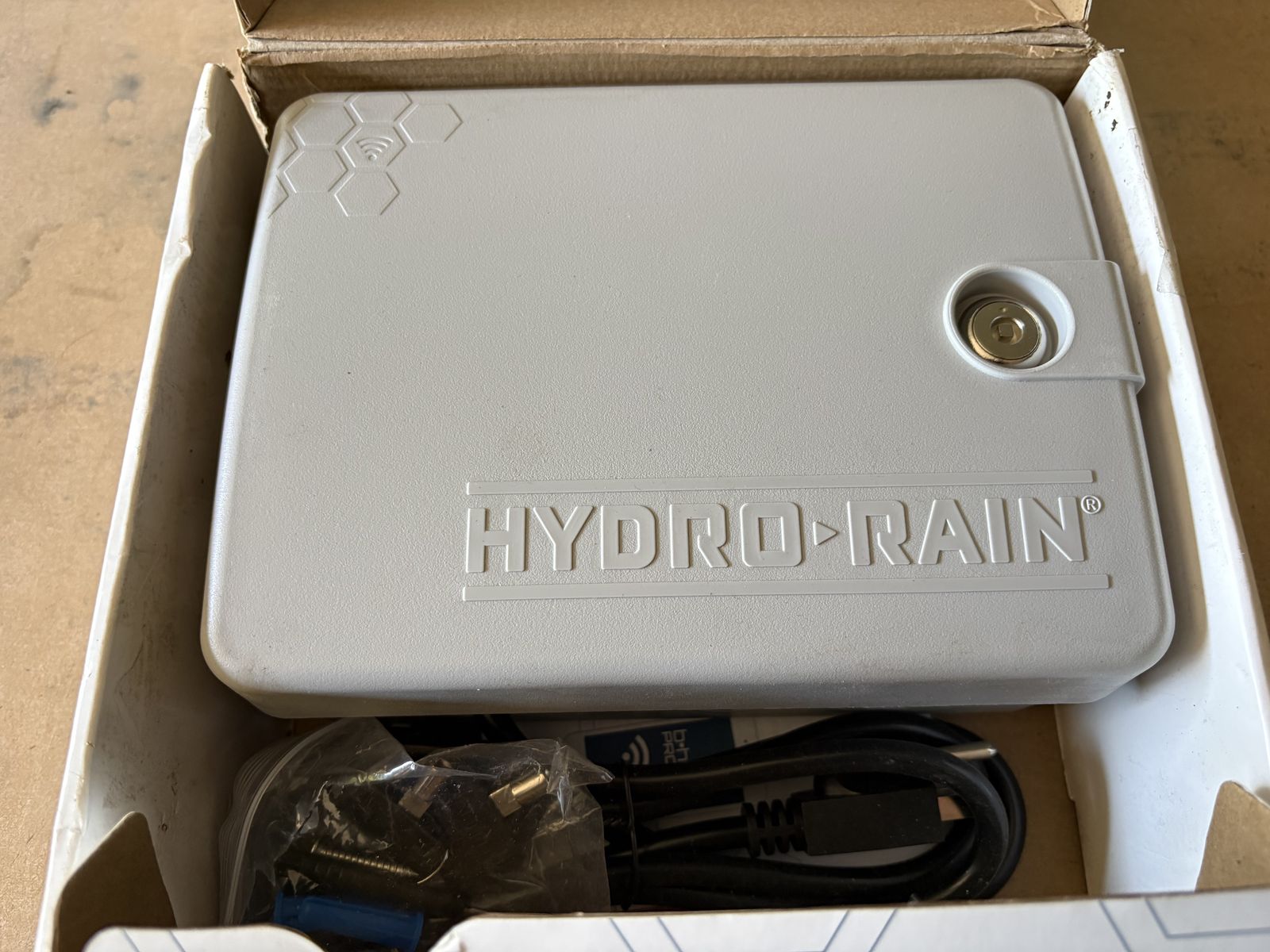 New Smart Hydro-Rain HRC 400 Indoor/Outdoor 8-Station Wi-Fi Smart Irrigation Controller